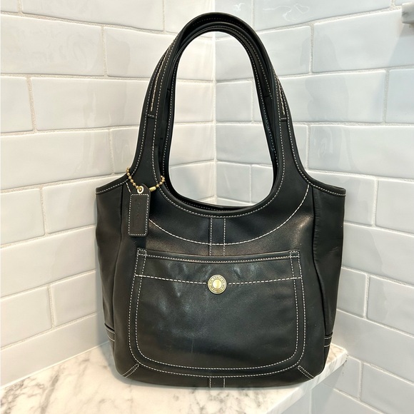 Coach Handbags - Coach Vintage Black Leather Ergo Hobo Shoulder Bag E0769-11285